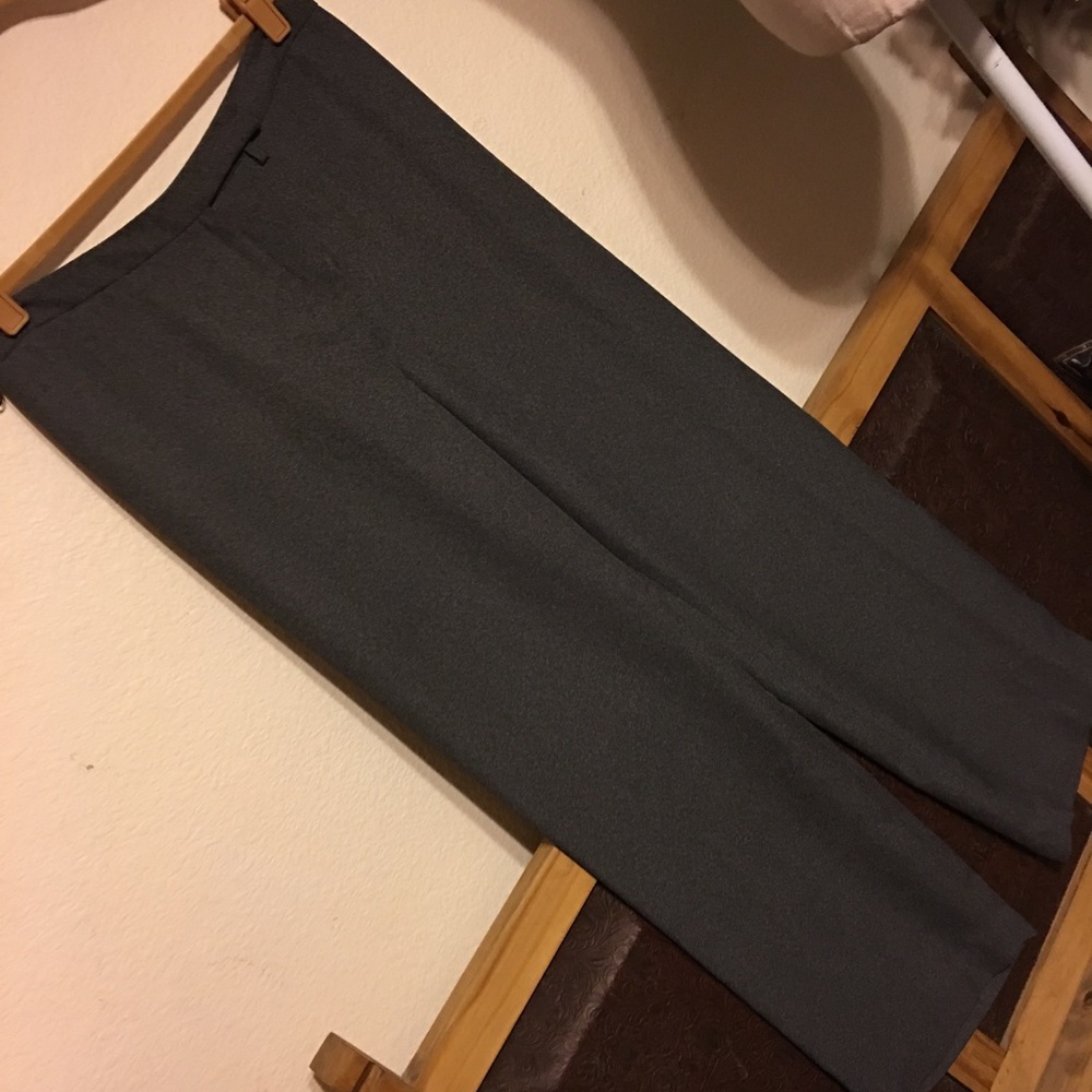 Style & Co gray lightweight slacks NWOT 14P